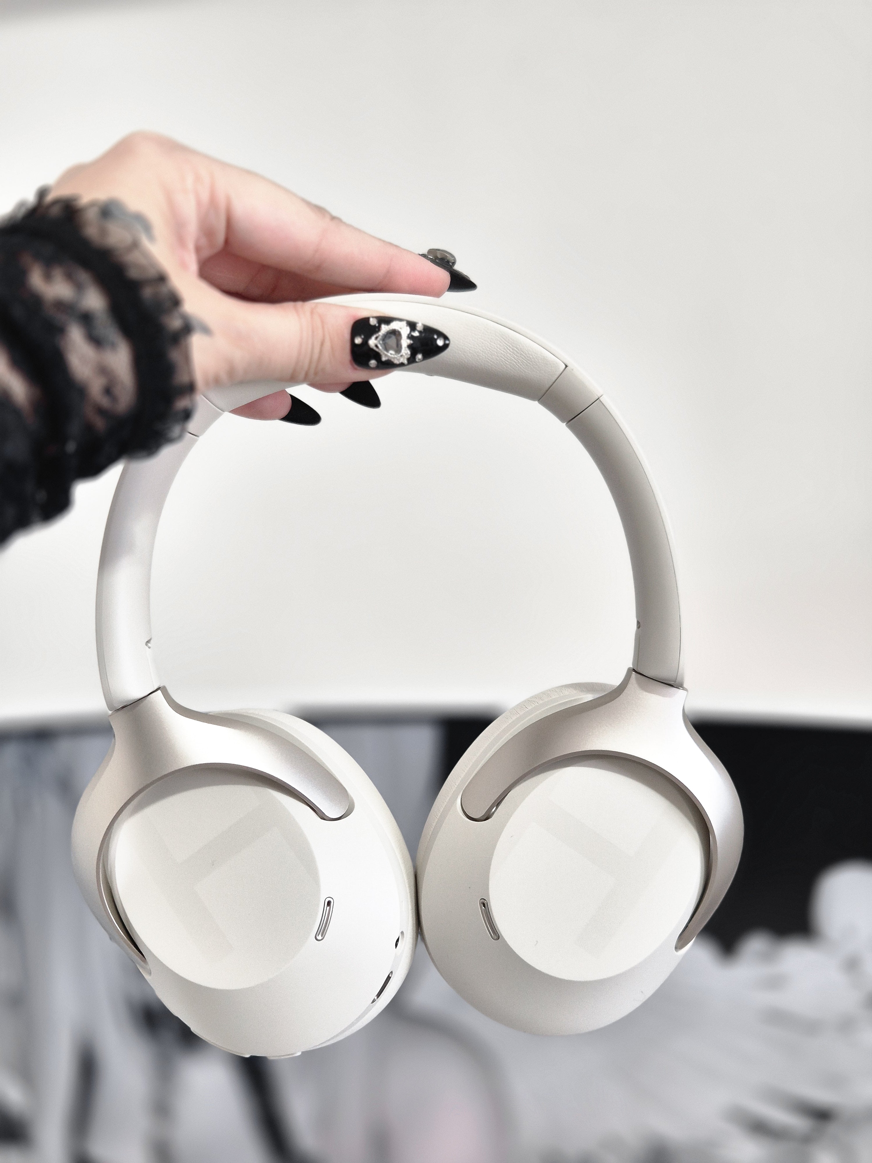HAYLOU S40 headphone ear cushions